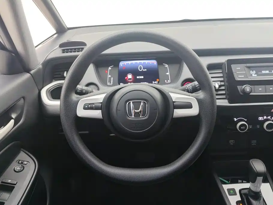 Honda Fit — миниатюра 15
