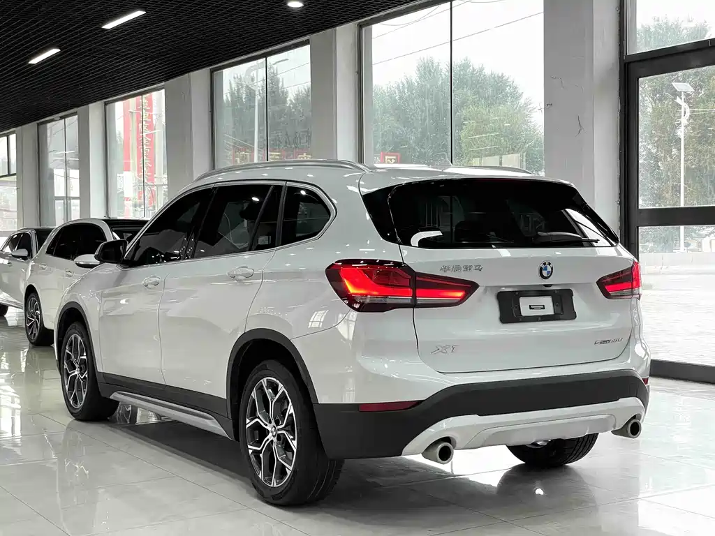BMW X1 2022 sDrive20Li Fashion
