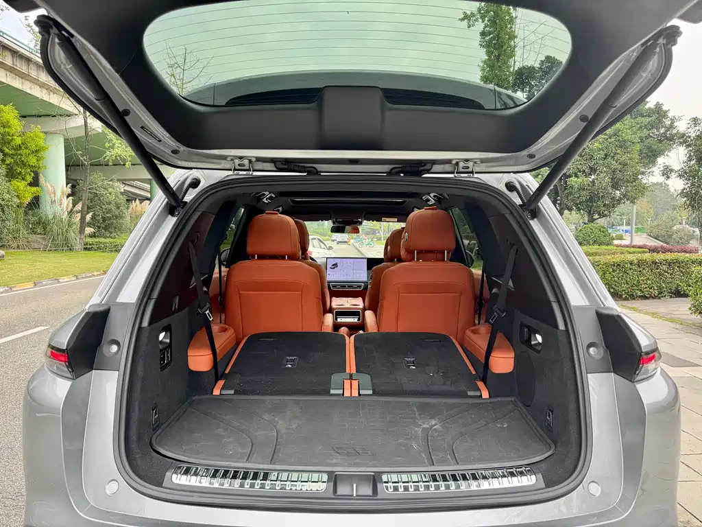 Li Auto Li L8 — миниатюра 9
