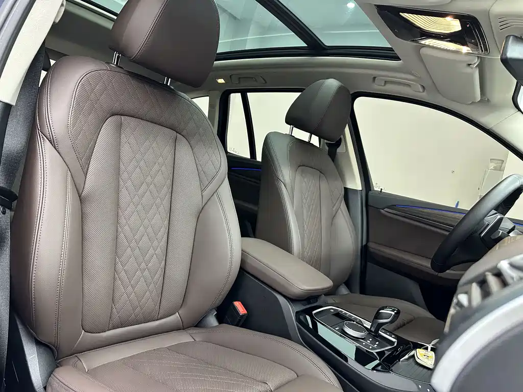 BMW X3 — миниатюра 16
