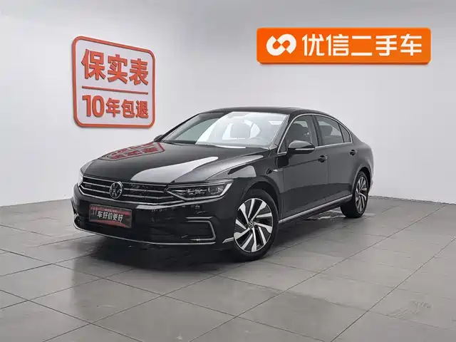 VOLKSWAGEN MAGOTAN GTE PLUG IN HYBRID 2022