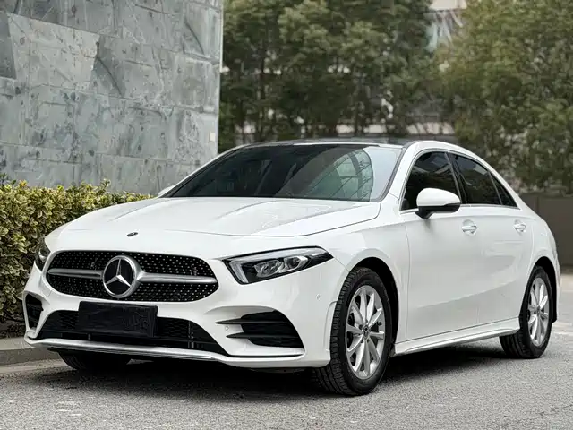 MERCEDES-BENZ A CLASS