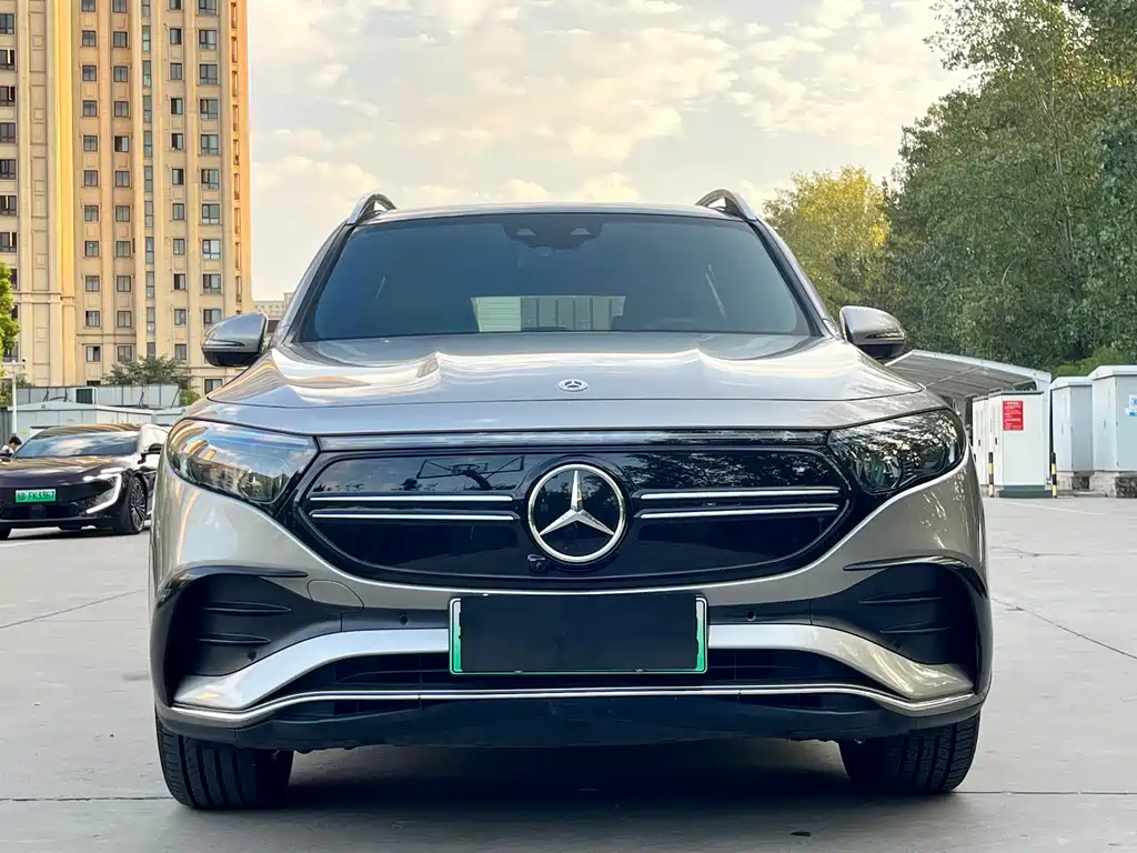 Mercedes-Benz EQB — миниатюра 2