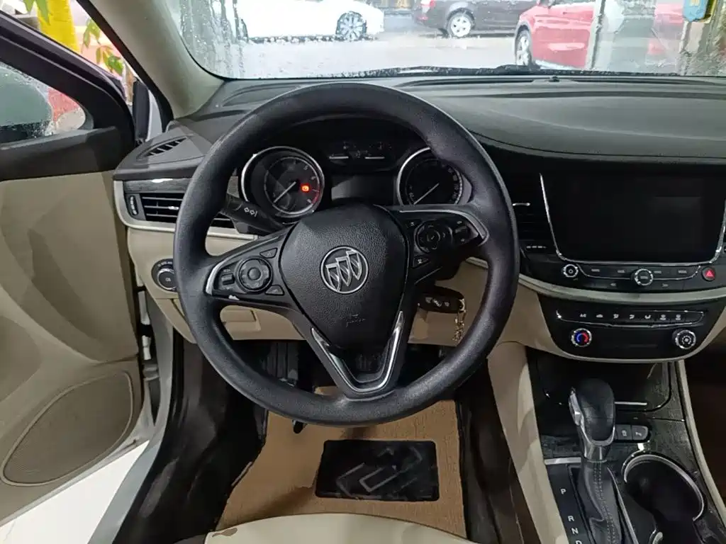 Buick Verano — миниатюра 11