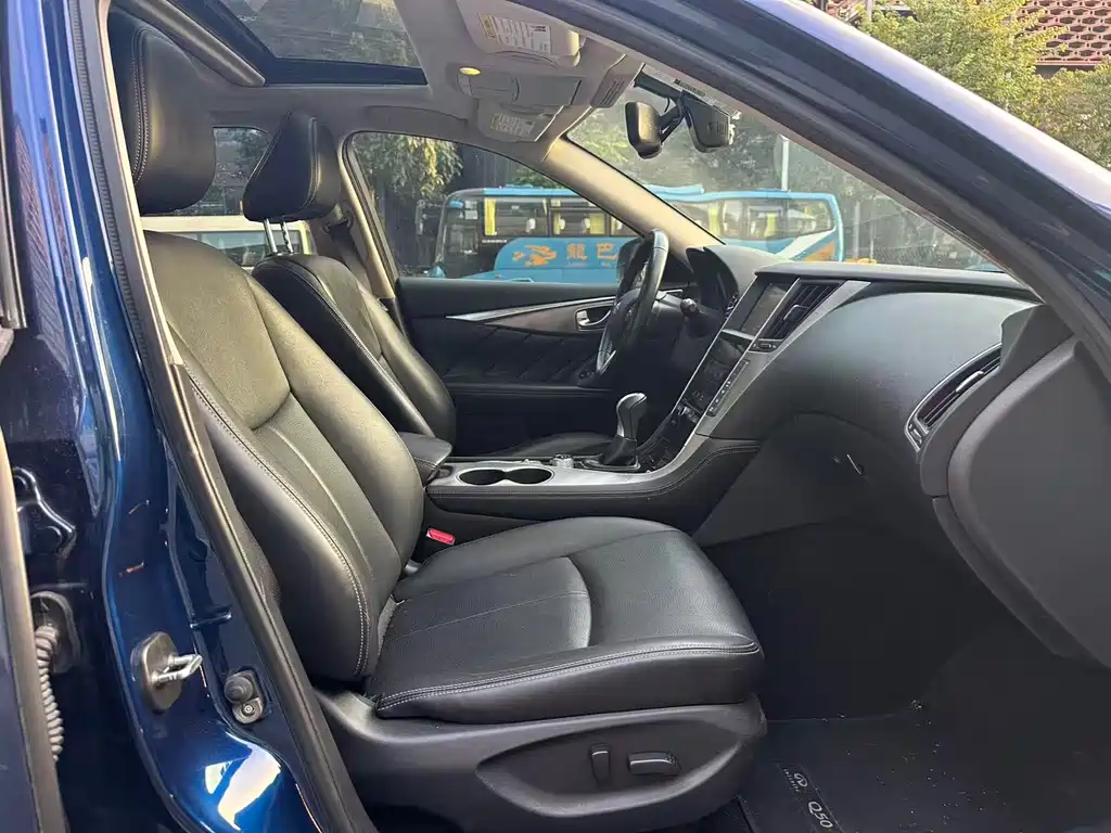 Infiniti Q50L — миниатюра 6