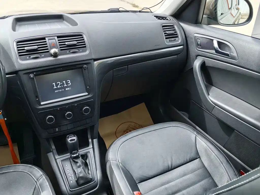 Skoda Yeti — миниатюра 20