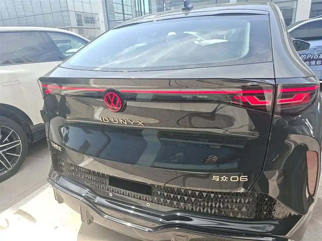 Volkswagen 06 2025 Pure