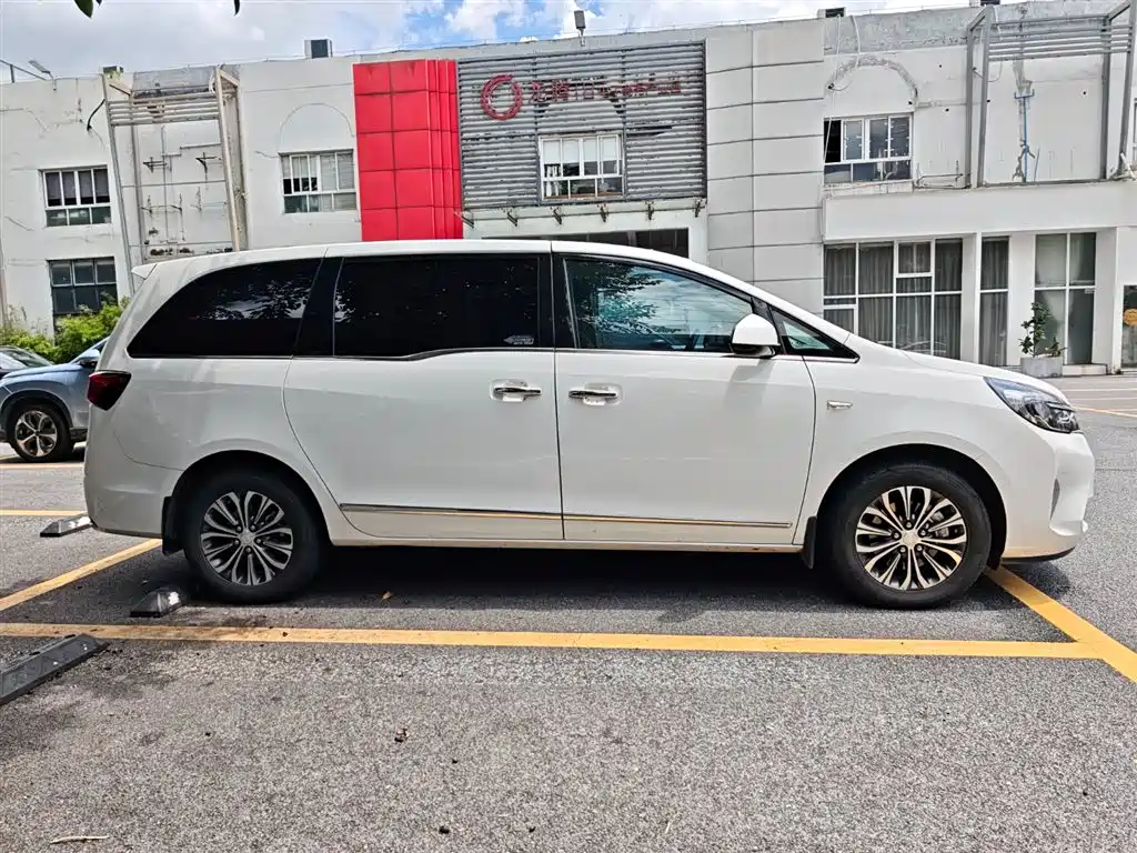 Buick GL8 2022 652T Luxury