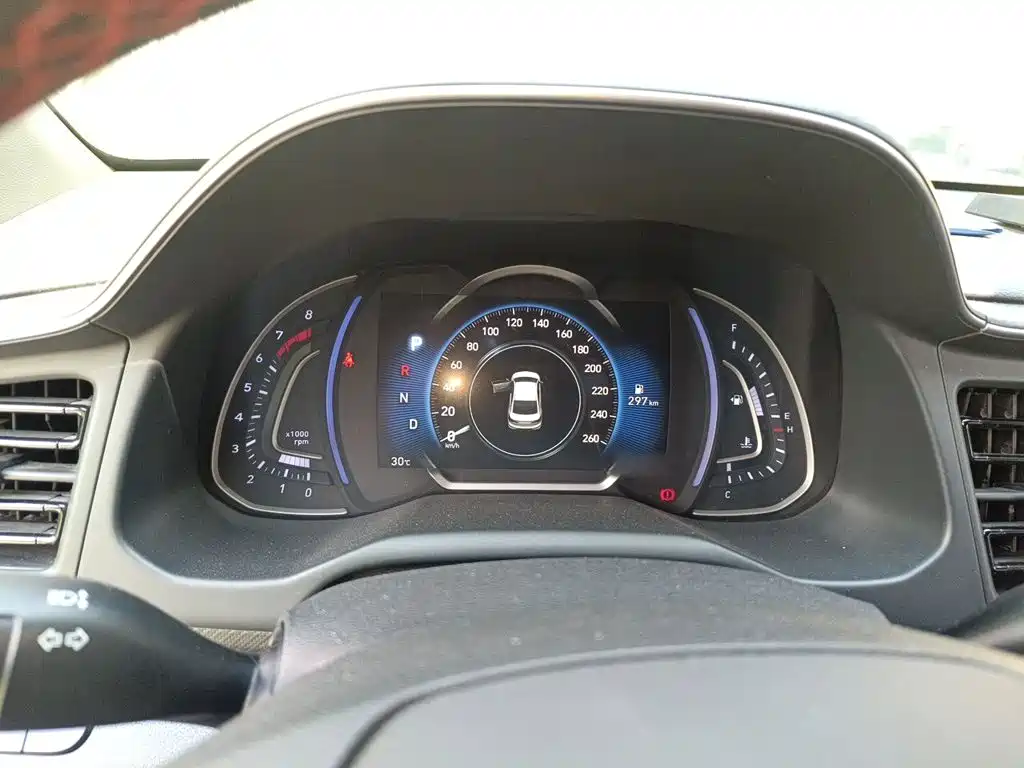 Hyundai Elantra — миниатюра 4