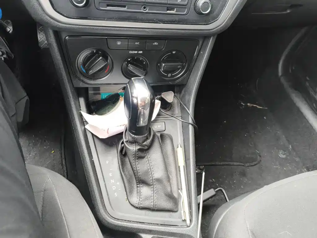 Volkswagen Lavida — миниатюра 15
