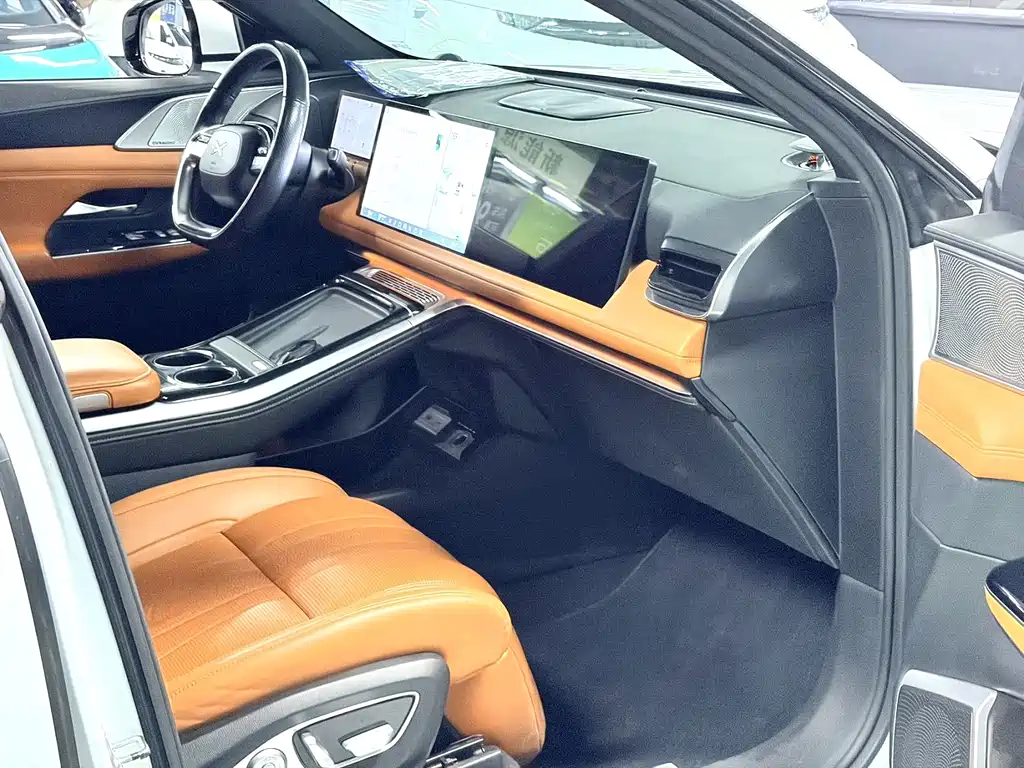 XPeng G9 — миниатюра 4
