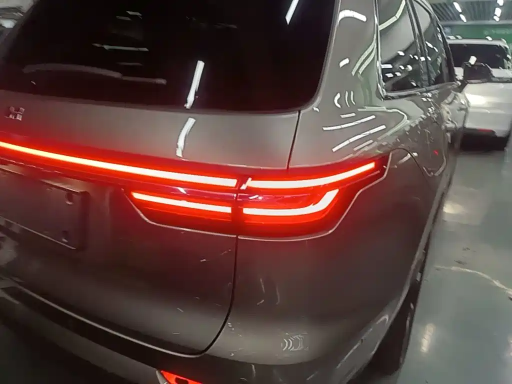 Li Auto Li ONE — миниатюра 8