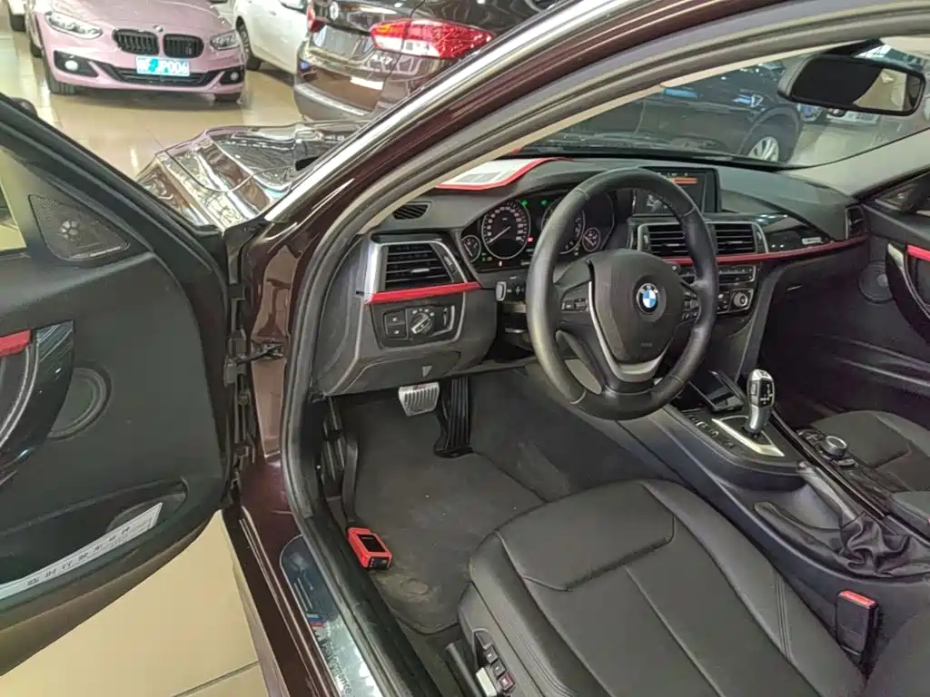 BMW 3 Series — миниатюра 16