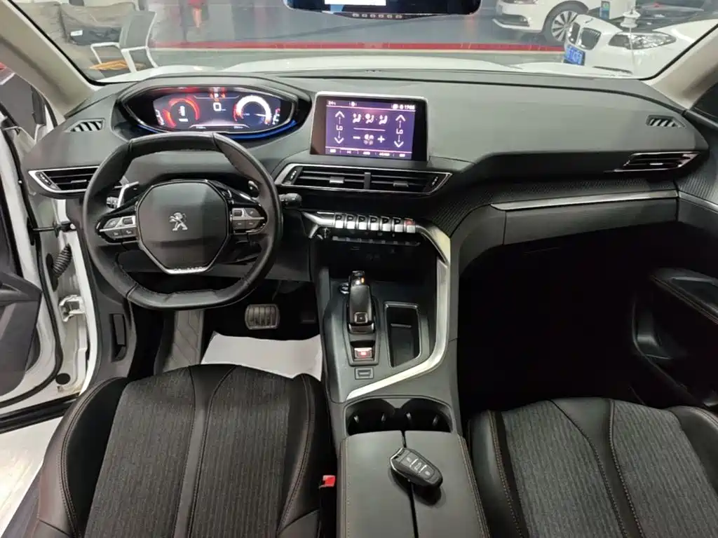 Peugeot 5008 — миниатюра 10