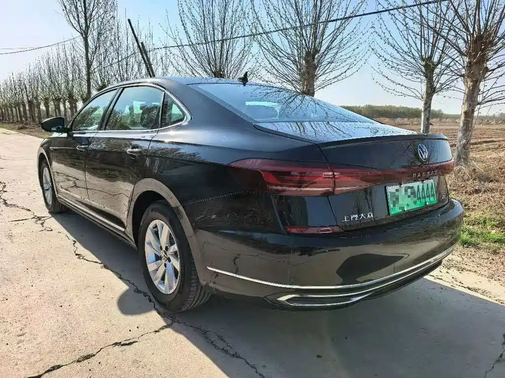 Volkswagen Passat 2025 430PHEV