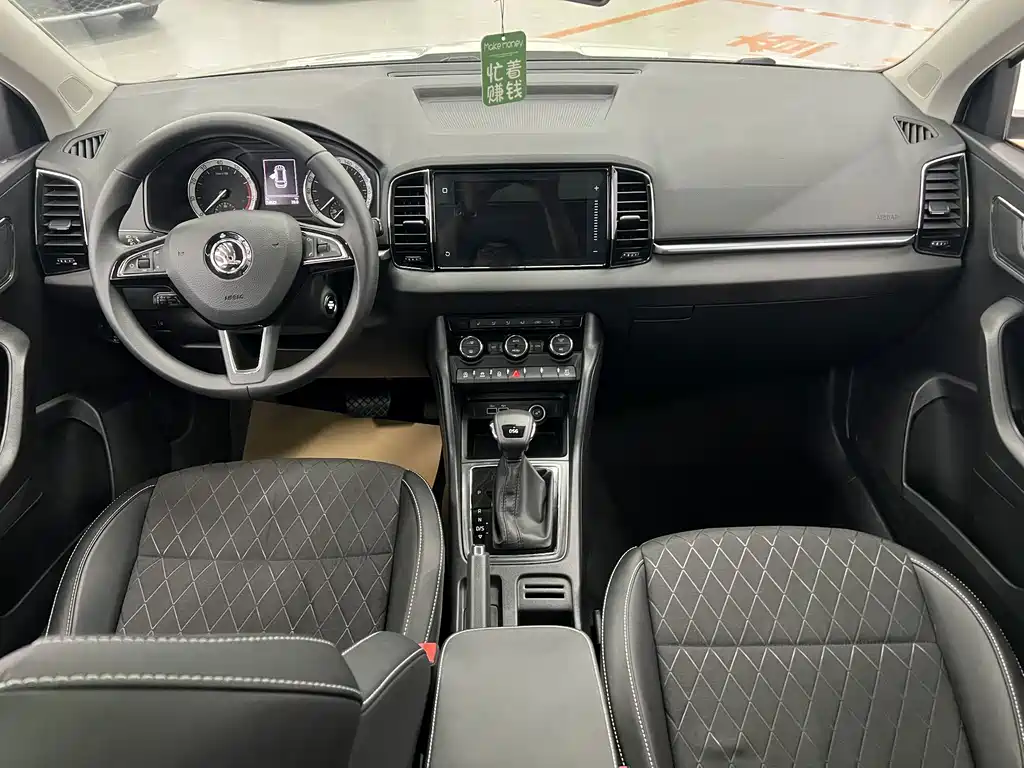 Skoda Karoq — миниатюра 7