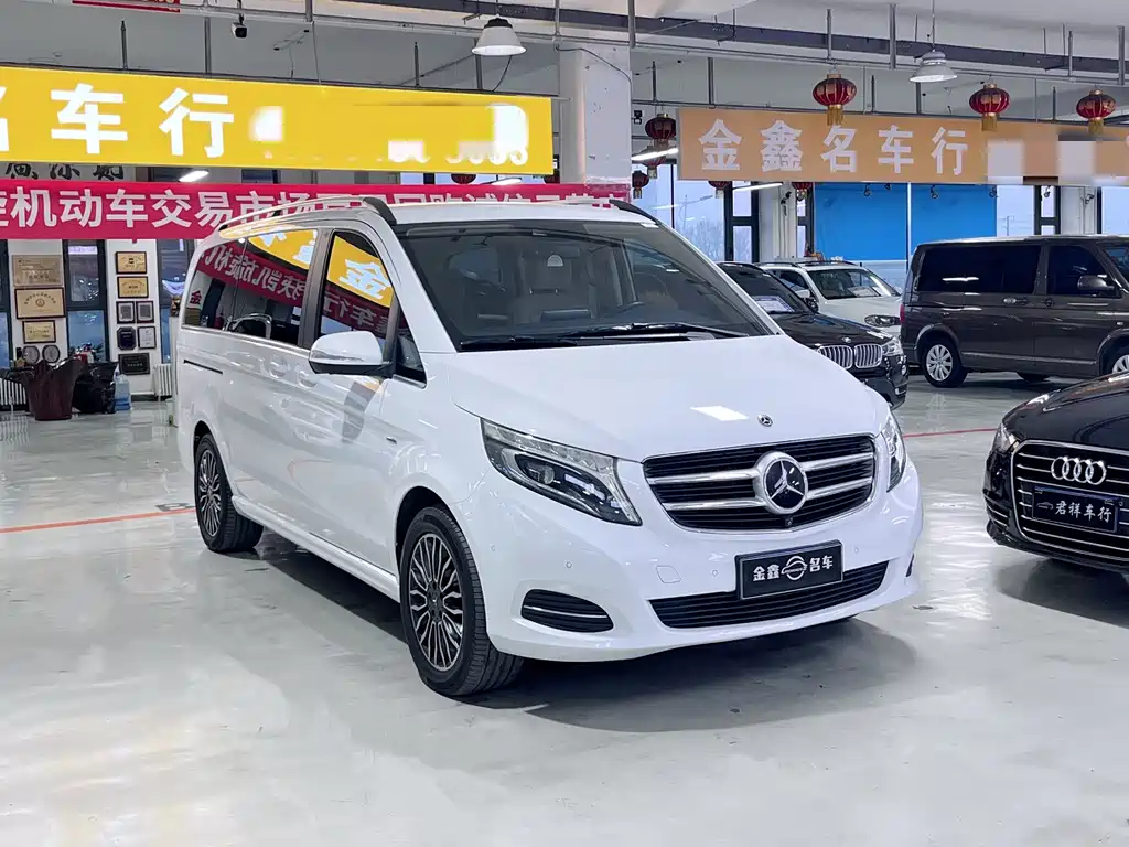 MERCEDES-BENZ V CLASS