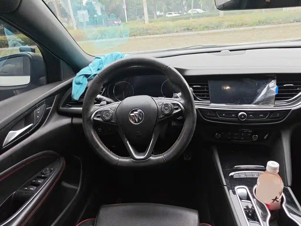 Buick Regal — миниатюра 3