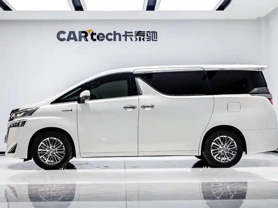 Toyota Vellfire — миниатюра 3