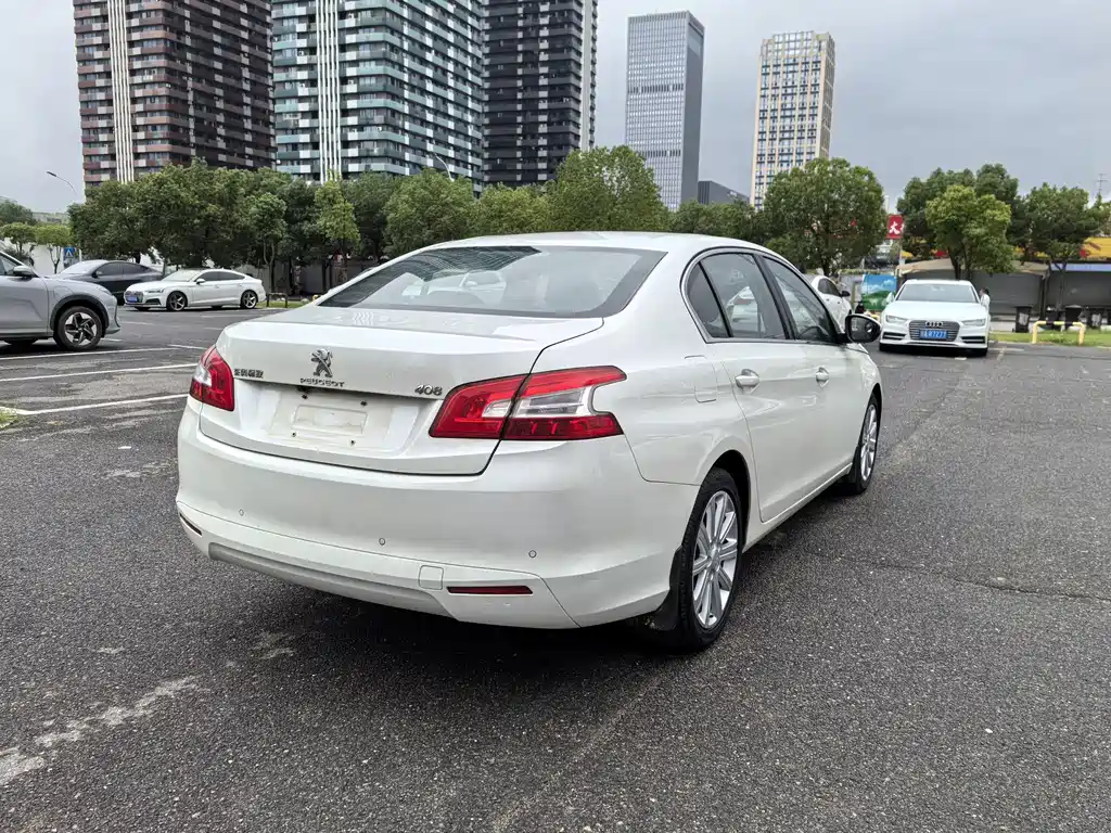 Peugeot 408 — миниатюра 5