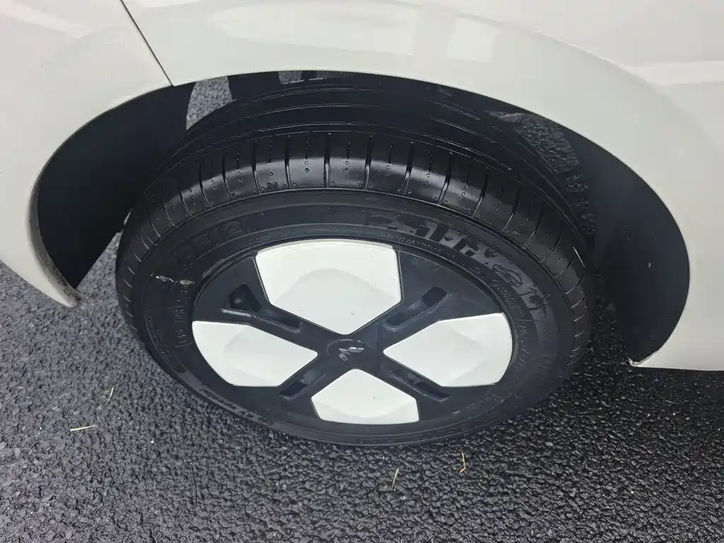Wuling MINIEV — миниатюра 17