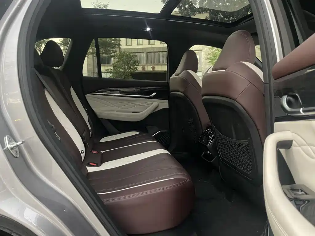 GEELY AUTOMOBILE XINGYUE L