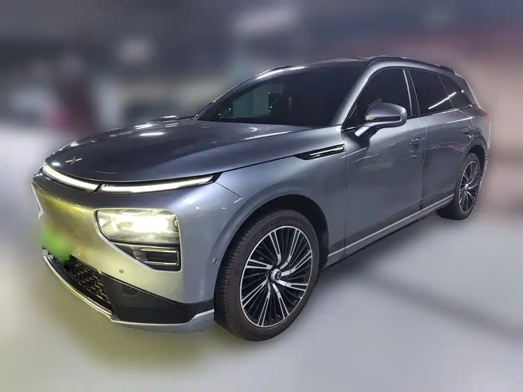 XPeng G9 — миниатюра 2