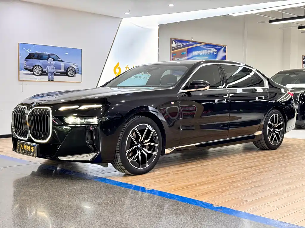 BMW 7 Series 2024