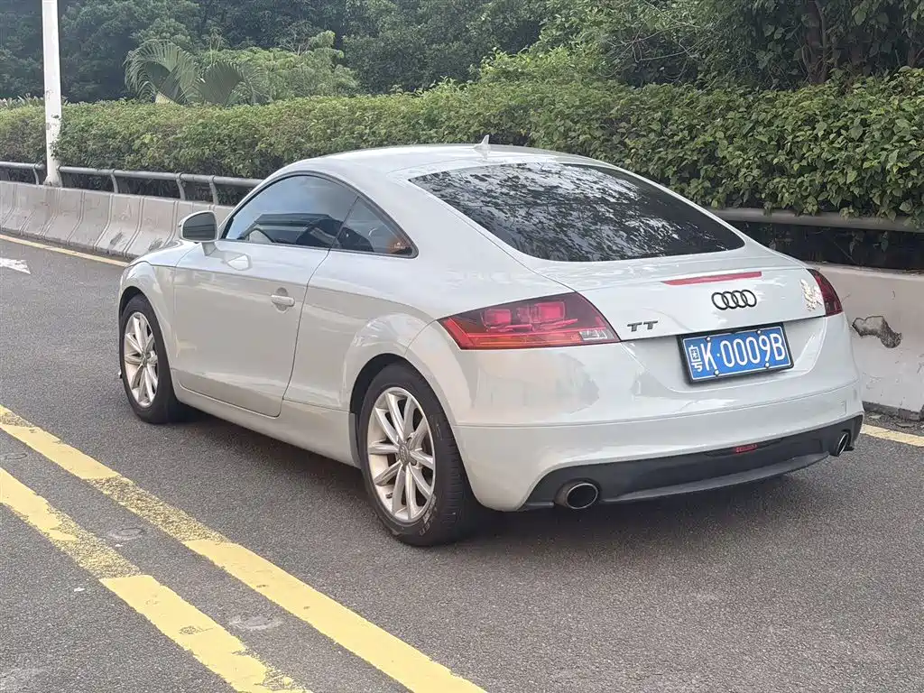 Audi TT 2010 TT 2.0TFSI