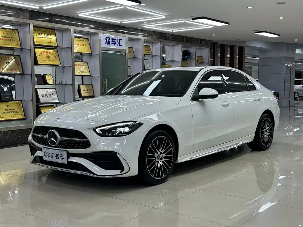 Mercedes-Benz C-Class 2023