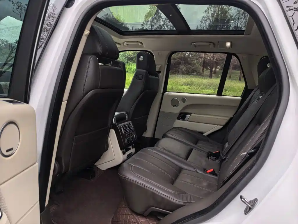 Land Rover Range Rover — миниатюра 11
