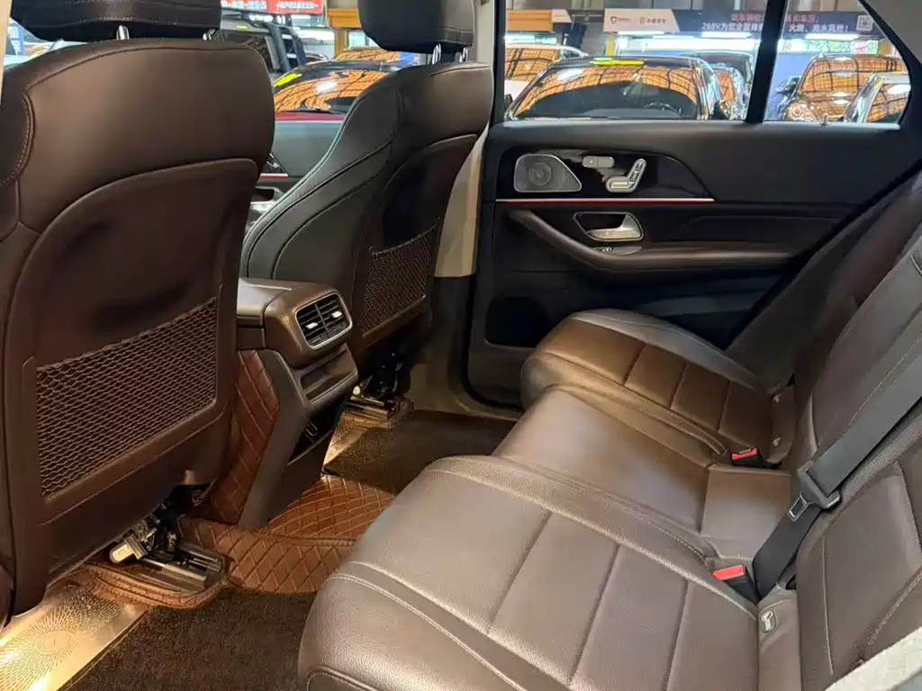 Mercedes-Benz GLE (Import) — миниатюра 5