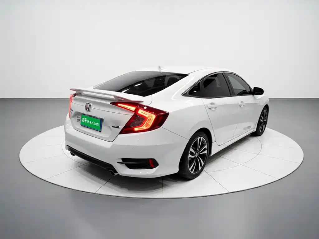 Honda Civic — миниатюра 6