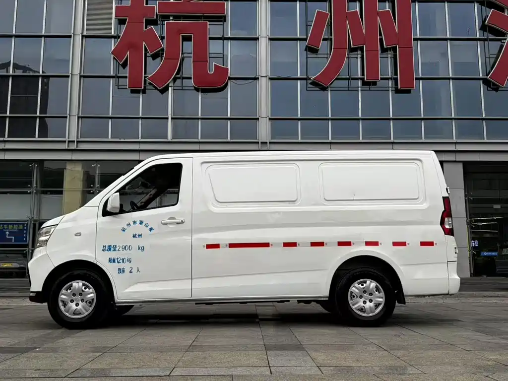 CHANGAN CHANGAN RUIXING EM80