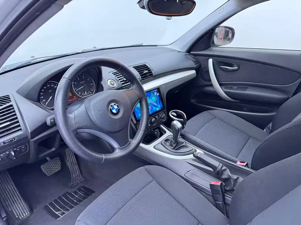 BMW 1 Series (Import) — миниатюра 4