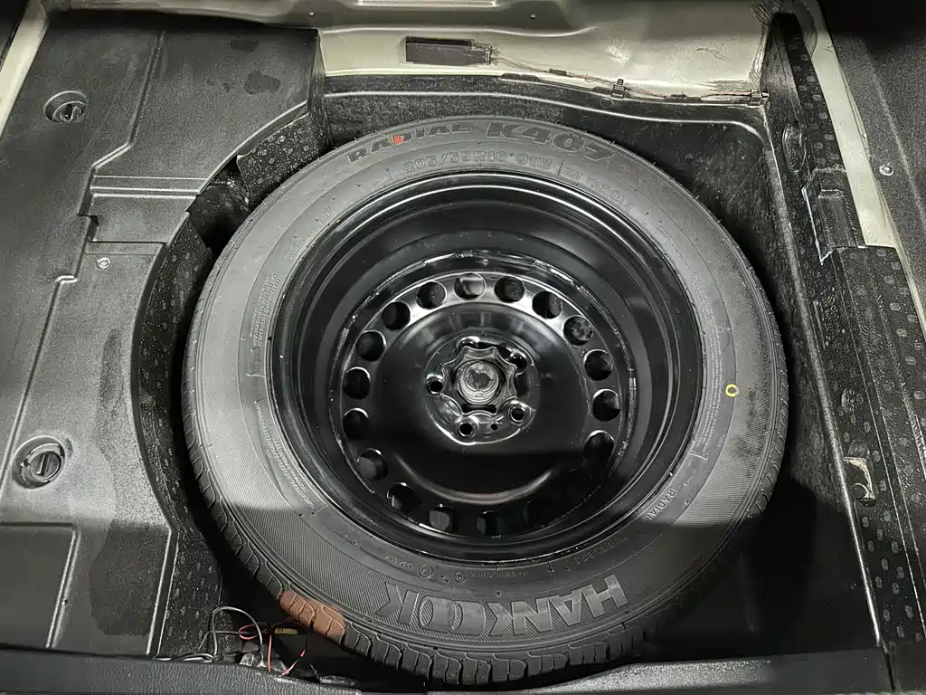 Volkswagen Magotan — миниатюра 14