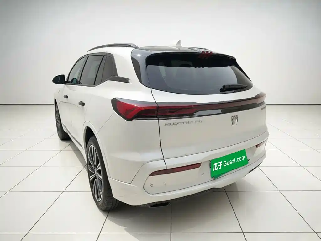 Buick E5 — миниатюра 4