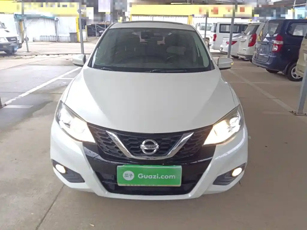 Nissan Tiida — миниатюра 3