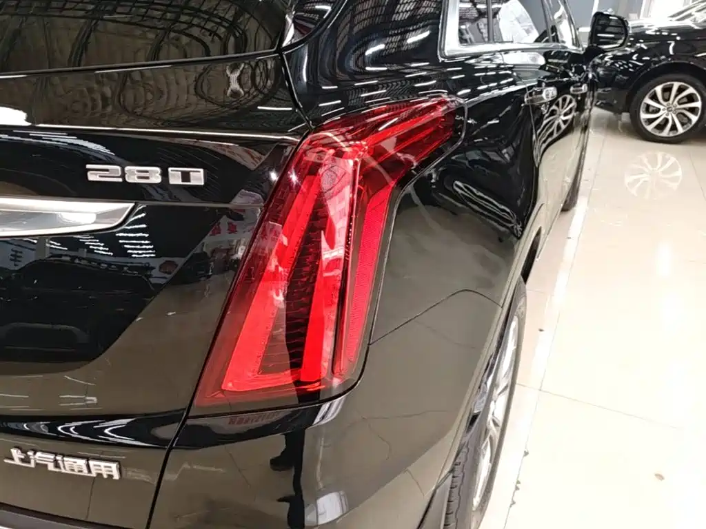 Cadillac XT5 — миниатюра 8
