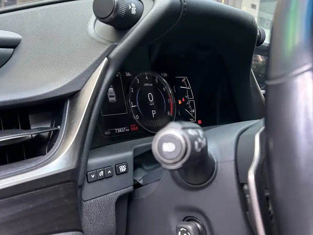 Lexus ES — миниатюра 18