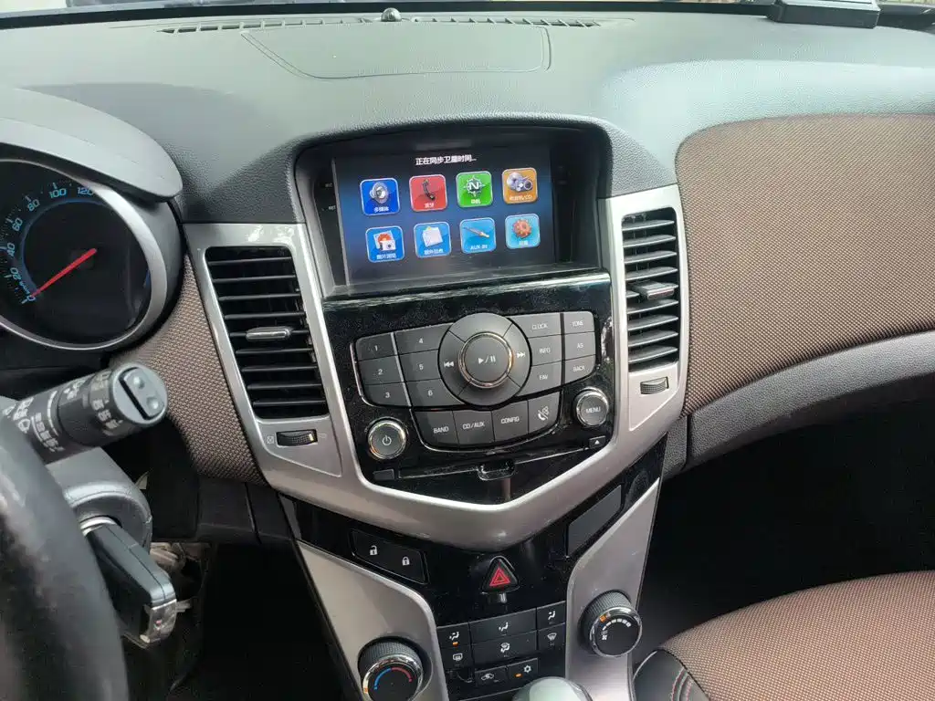 Chevrolet Cruze — миниатюра 9
