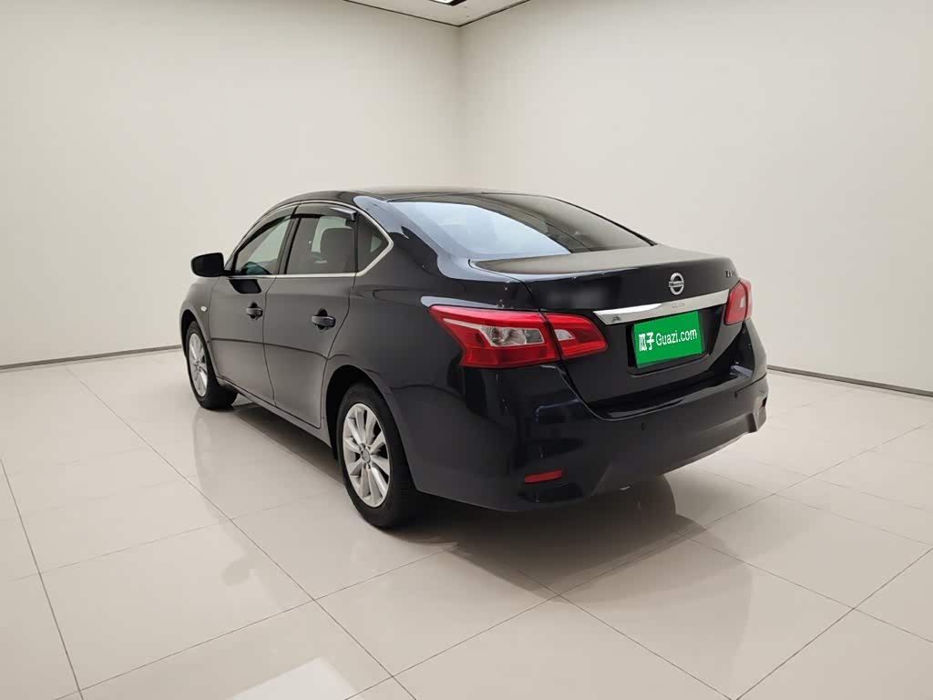 Nissan Sylphy 1.6 л 2022 г. Чёрный, пробег 28400 км