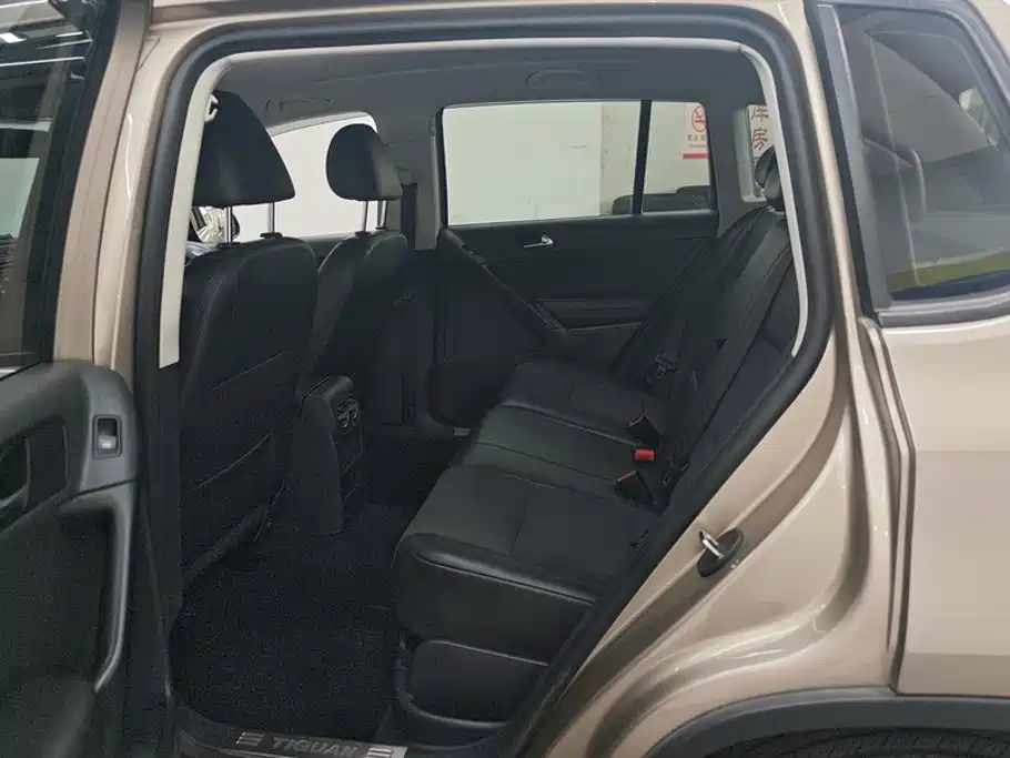 Volkswagen Tiguan — миниатюра 11