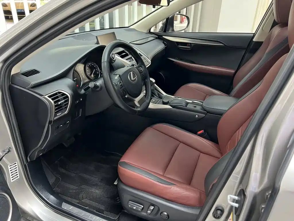 Lexus NX — миниатюра 7