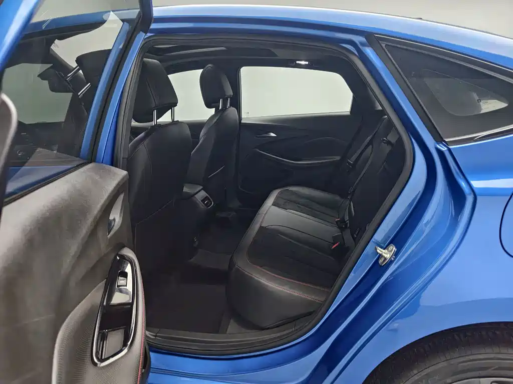 Buick Verano — миниатюра 17