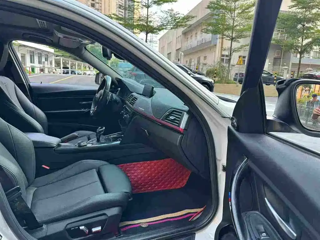 BMW 3 Series — миниатюра 8