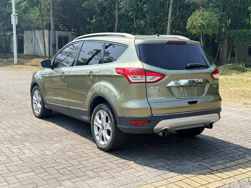 Ford Kuga — миниатюра 5