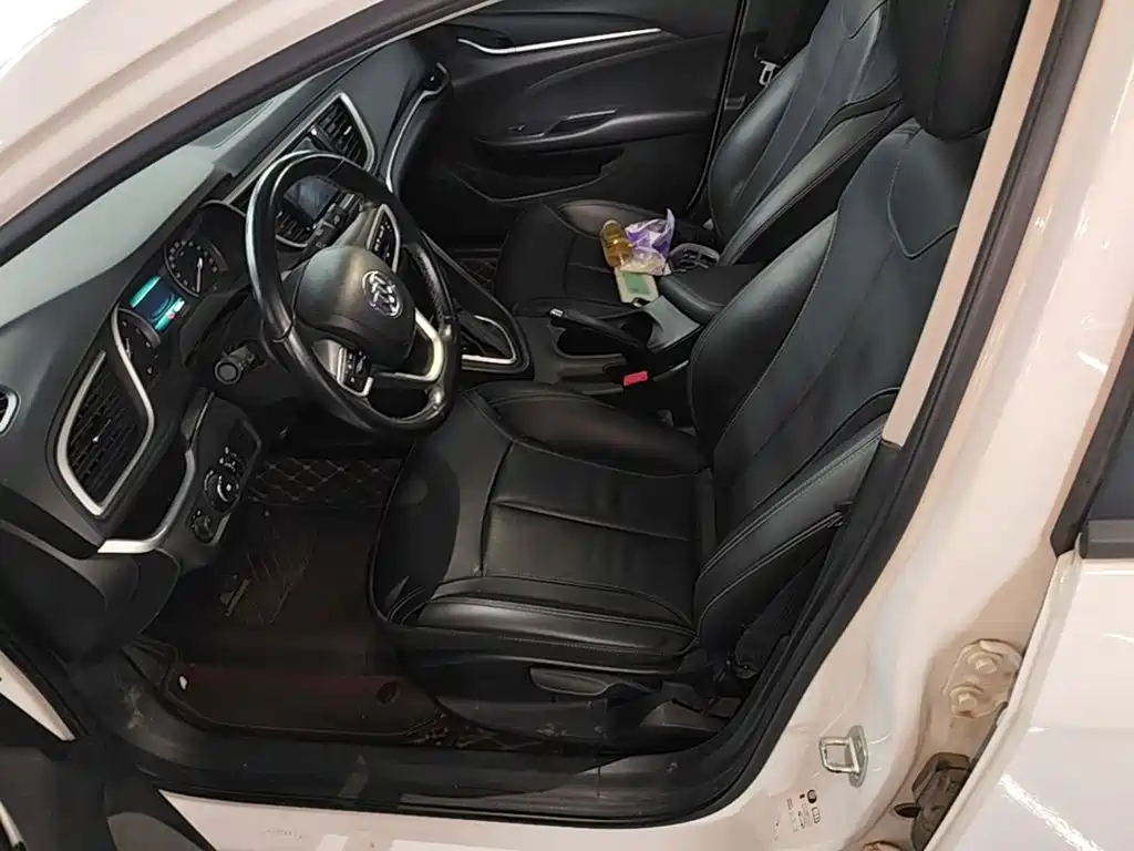 Buick Excelle — миниатюра 15