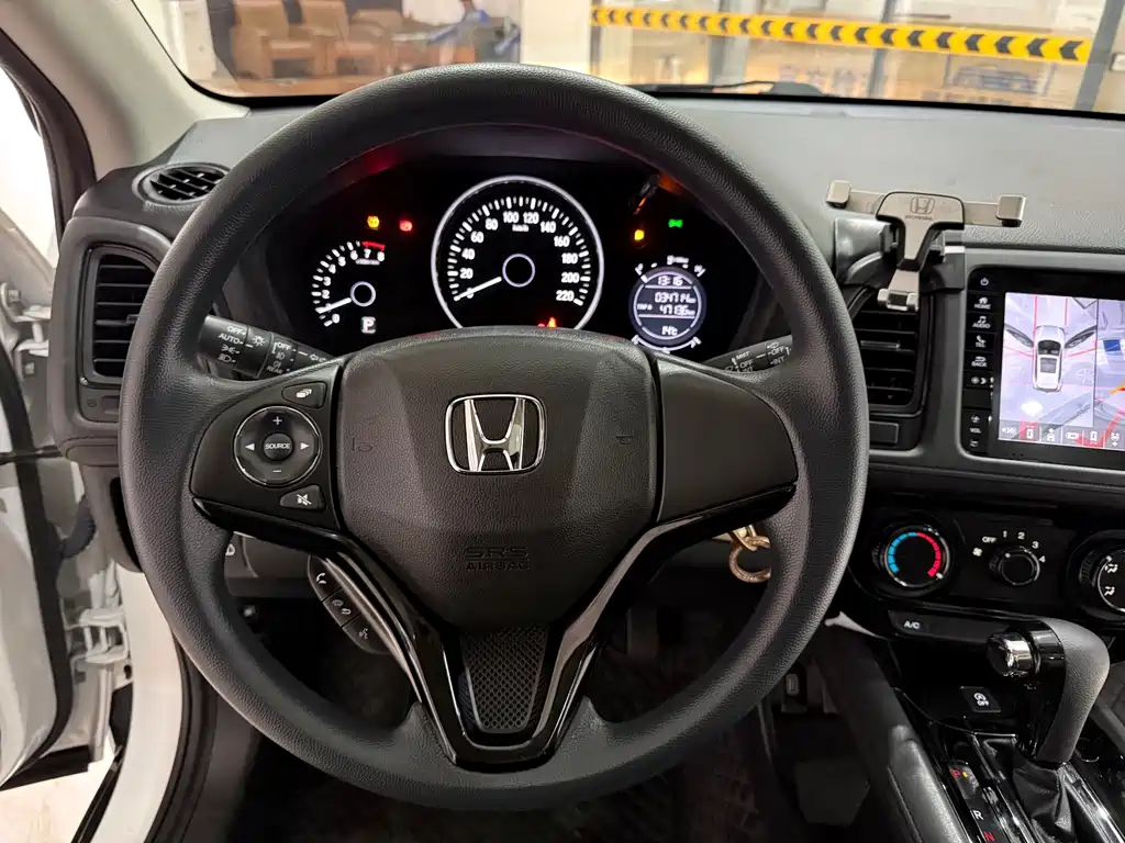 Honda Vezel 2020 — фото 13