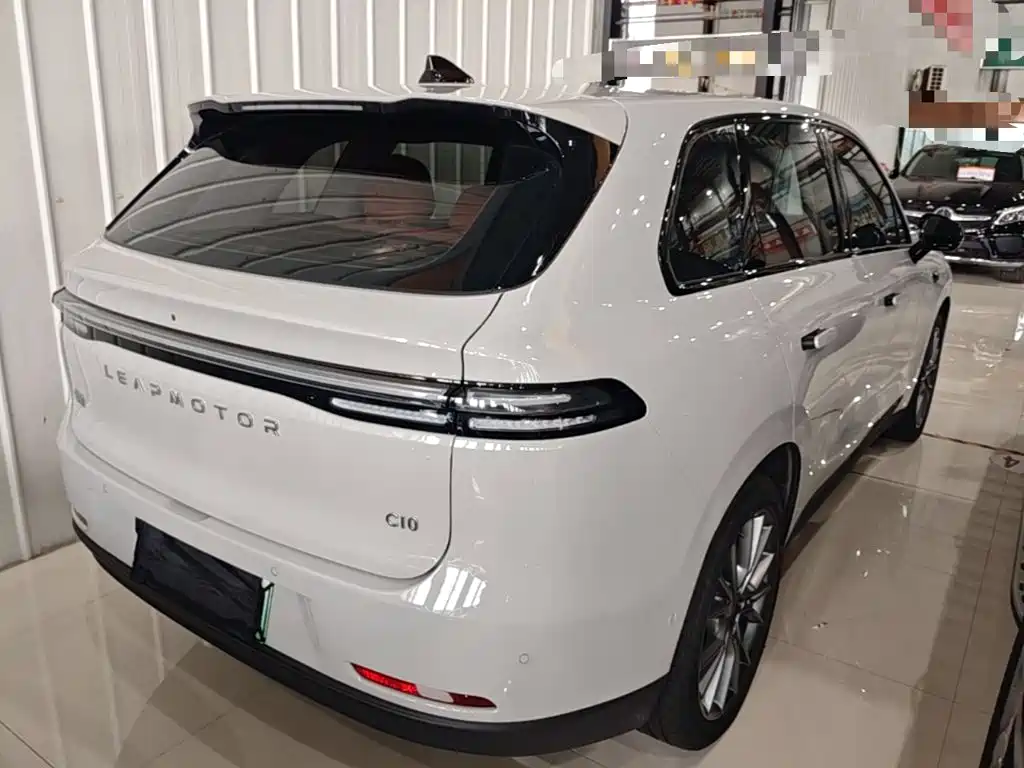 Leapmotor Leapmotor C10 — миниатюра 7
